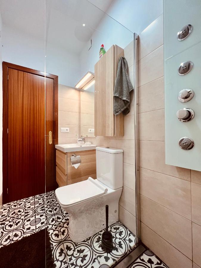 Town House With Patio In Quiet Residential Area 10 Min From Beach Torremolinos Exterior foto